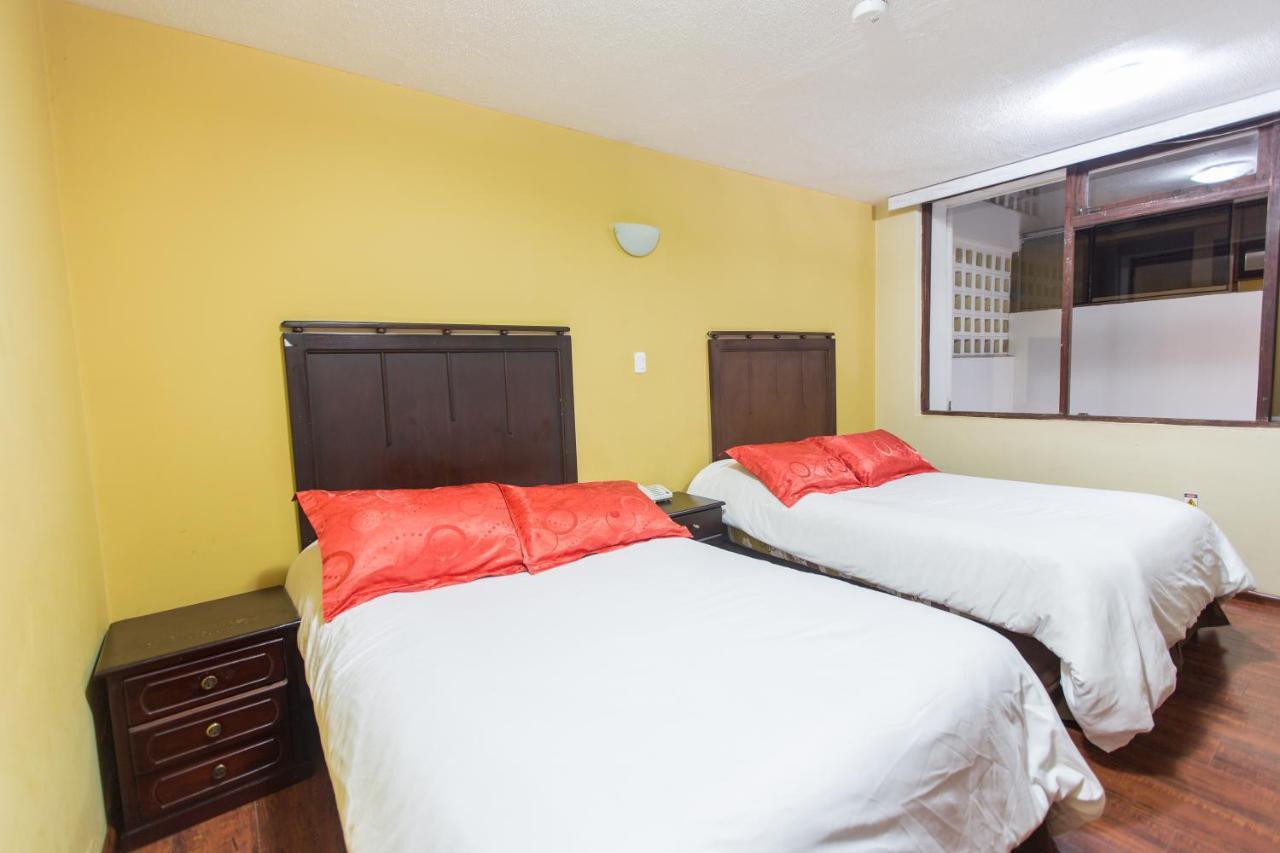 Hotel Saint Thomas Quito Exterior photo